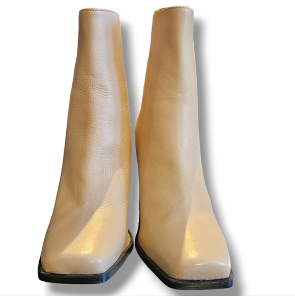 Block heeled ankle boots - Picture 8 of 8